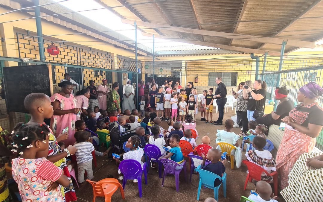 Visite à l&rsquo;orphelinat L&rsquo;Oasis de la Mère Thérèsa de Calcutta à Koumassi